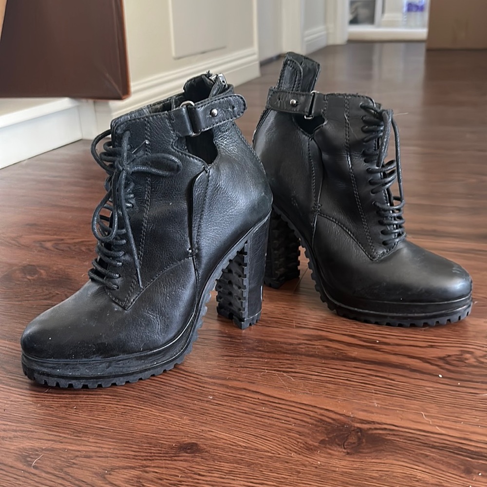 Dolce vita high heel rock n roll boots